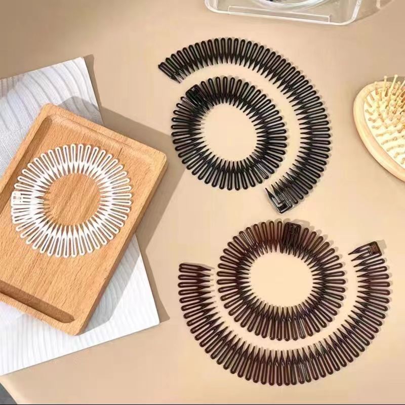 女性用の柔軟なプラスチックコーム,女の子用のヘアアクセサリー - Travel Accessories Aesthetic のレビューと価格