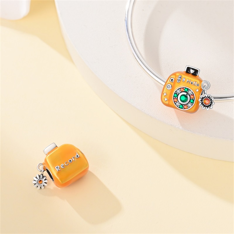 925スターリングシルバー製ヴィンテージカメラチャーム、CZ - Travel Accessories India のレビューと価格